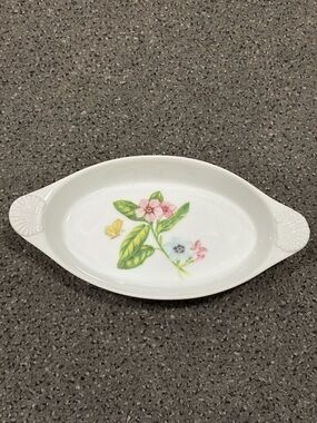 Botanica by Georges Briard White Floral Ceramic Serving Dish with Handles